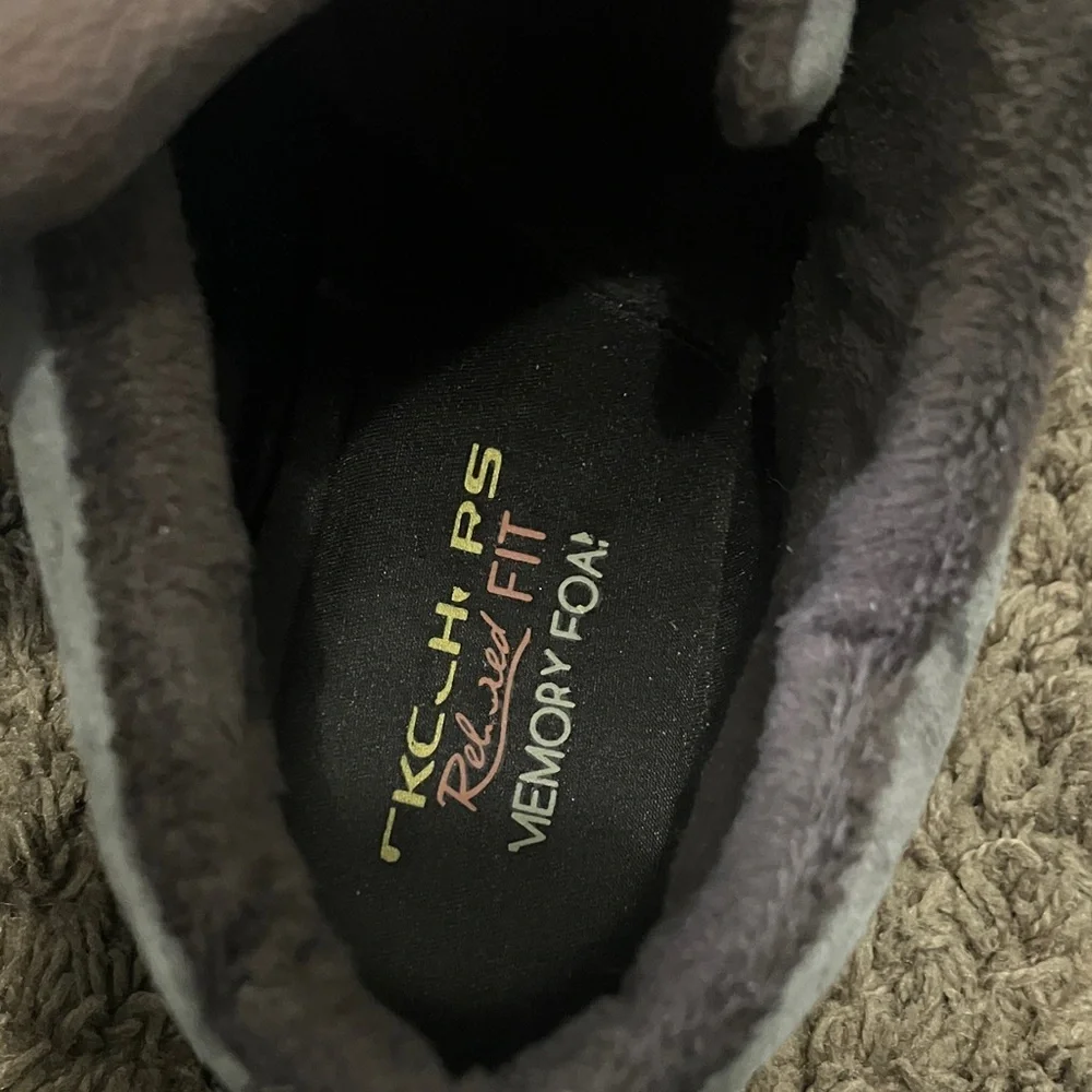 Skechers good preloved